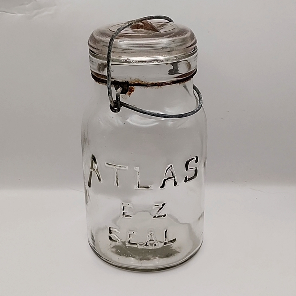 Vintage Atlas E-Z Seal Mason Clear Glass Quart Jar
